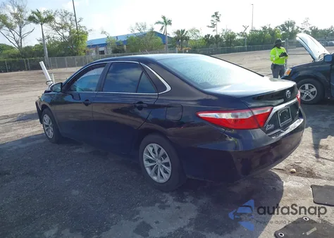 2017 Toyota Camry Le из США, поврежденный, VIN 4T1BF1FK1HU805219